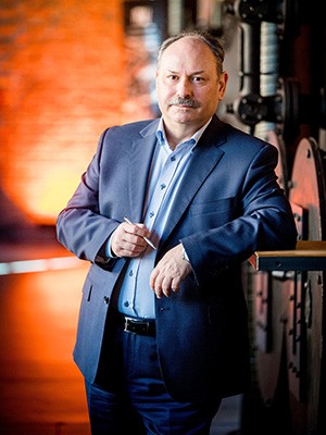 Jacek Grzechowiak